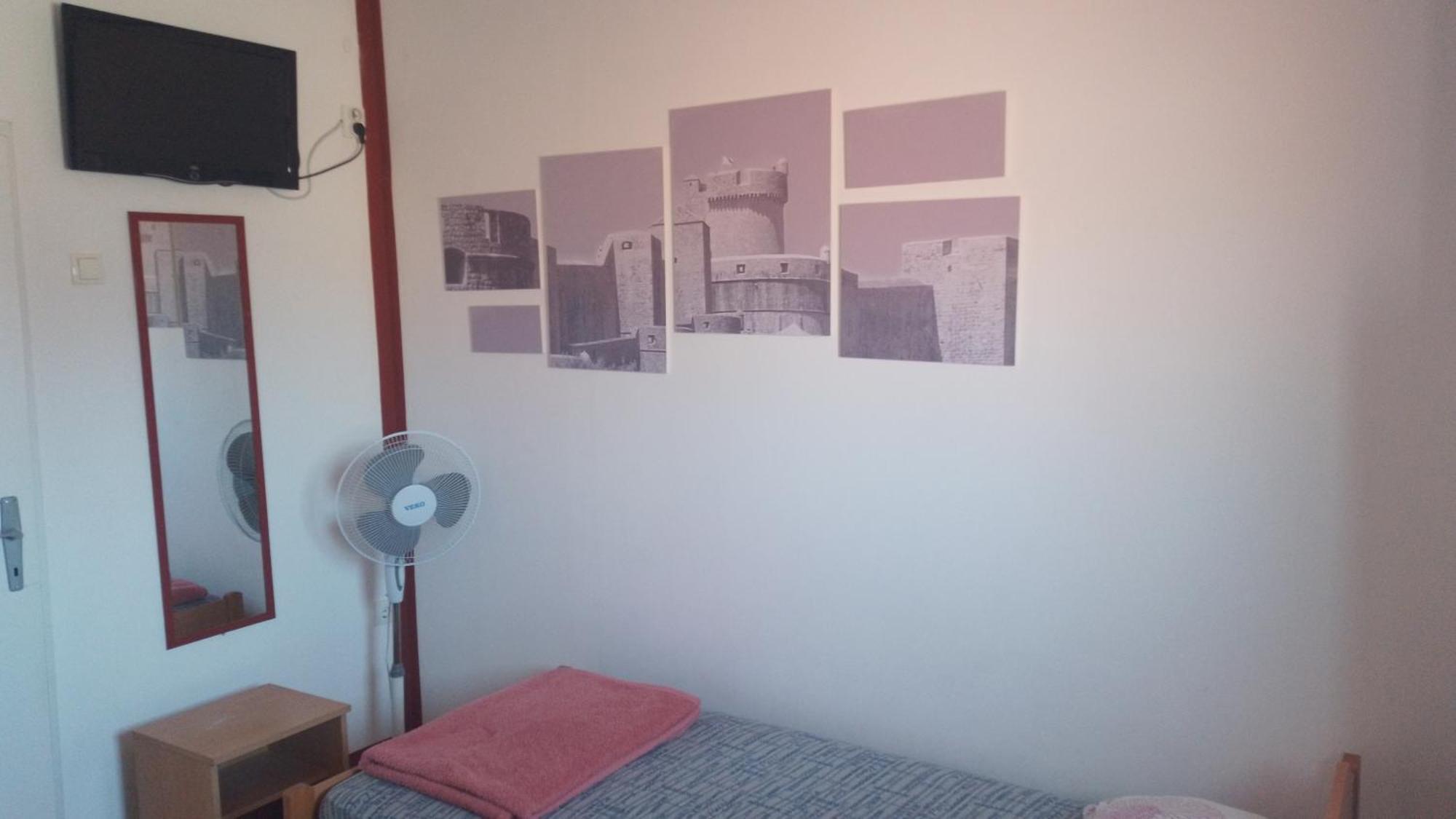 Red Apartman Trebinje Buitenkant foto