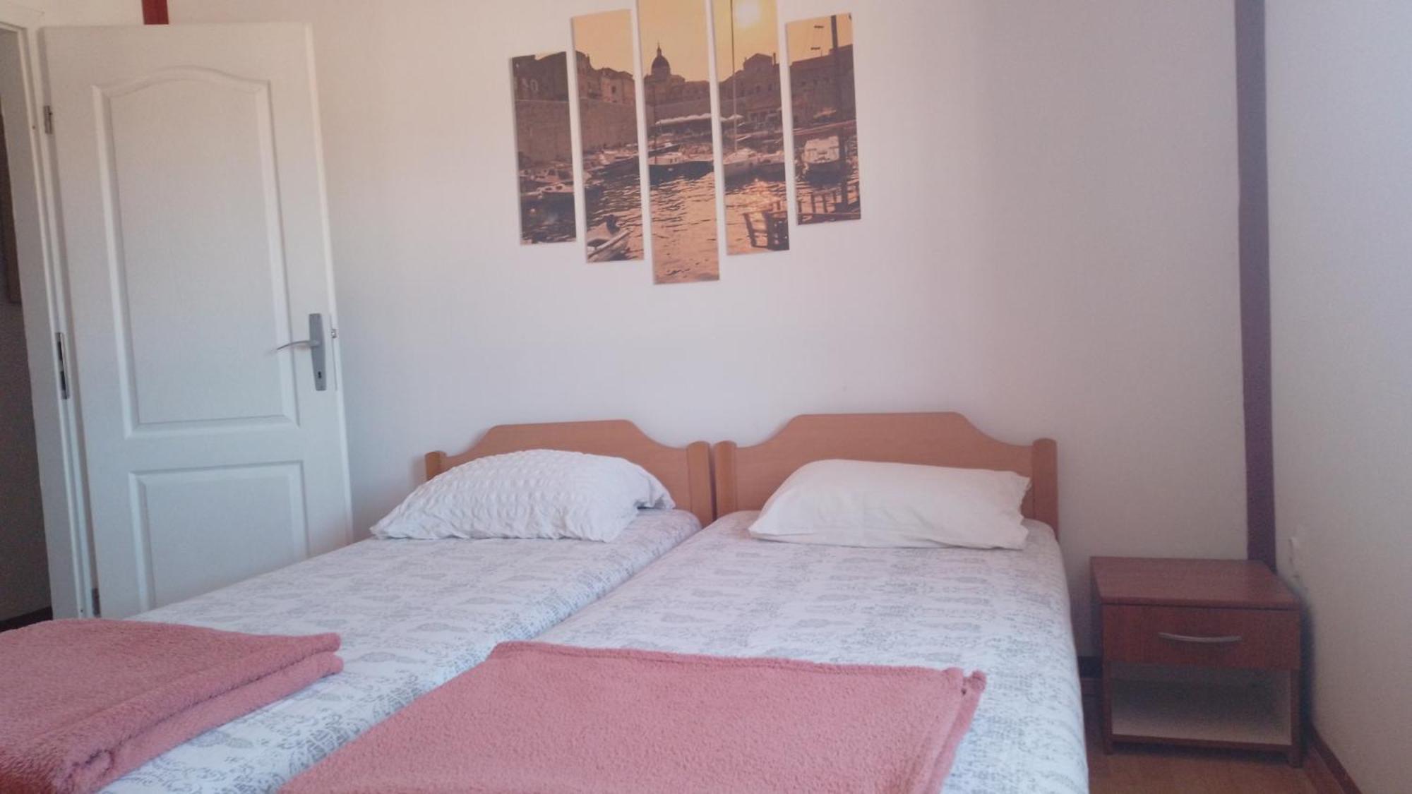 Red Apartman Trebinje Buitenkant foto